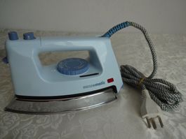 "Jura " Bügeleisen T368 / 1000 Watt