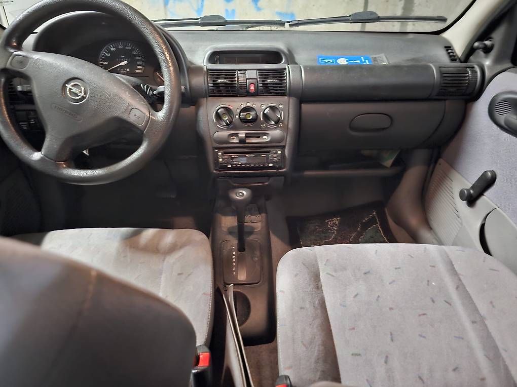 Automobili: Opel Corsa automatique  – Usato da Meyrin venduto da igu_yxs7 2