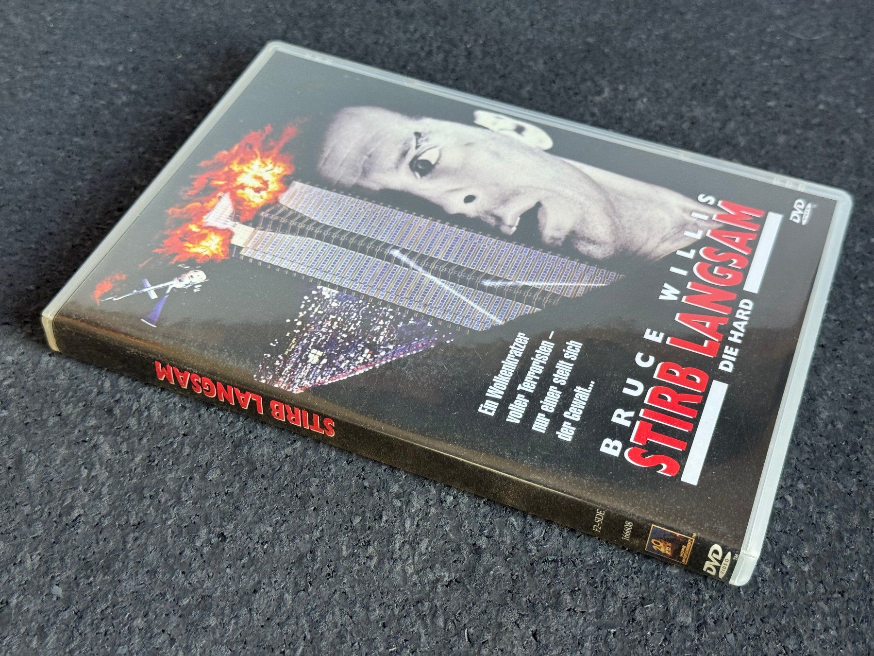 Alle DVDs: Stirb langsam "Die Hard" DVD DE/EN Bruce Willis – Gebraucht aus Fribourg von tschjoly 5