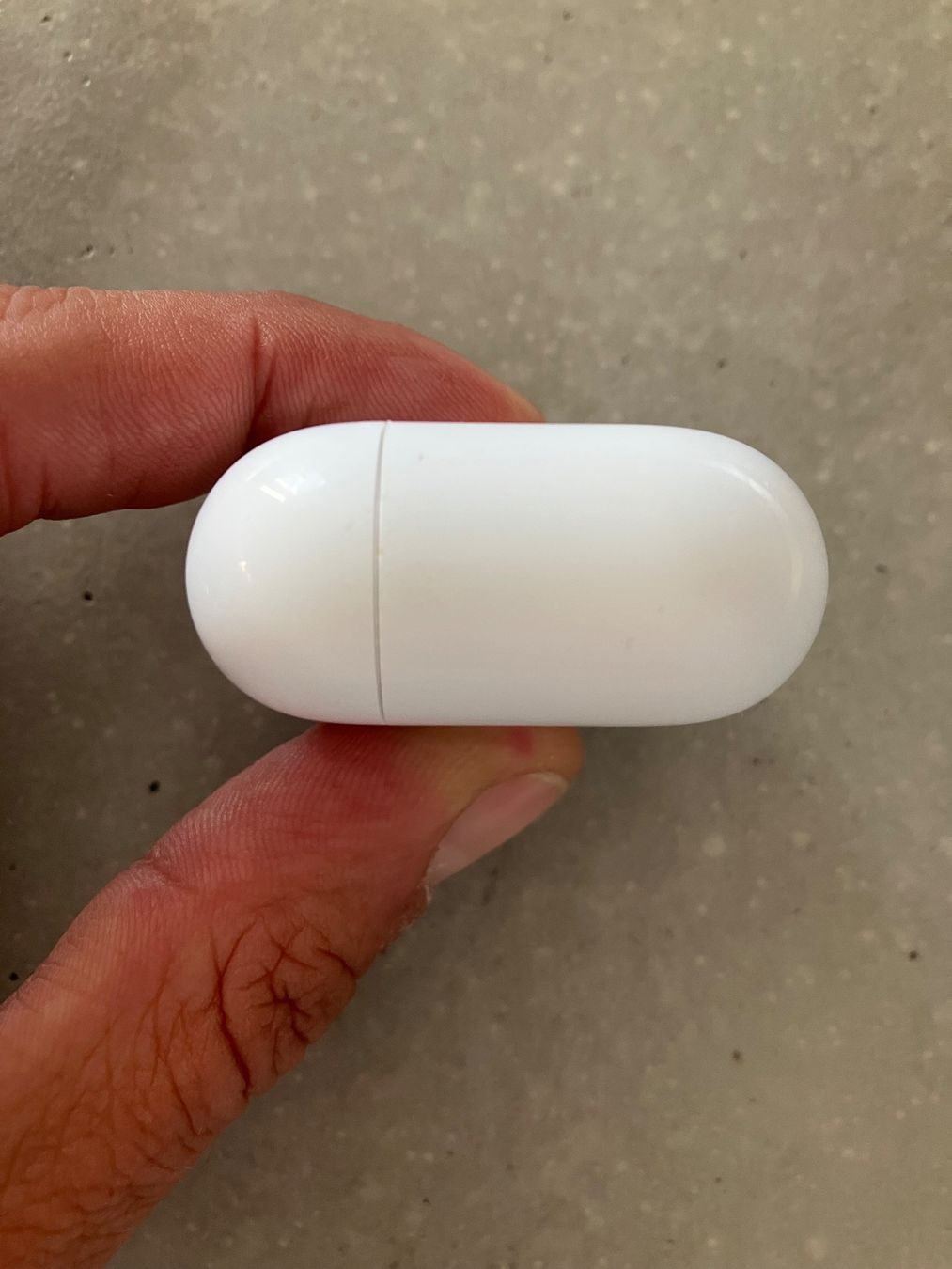 Apple Cuffie: Apple AirPods 3 Case – Usato da Lausanne venduto da mr.v 6
