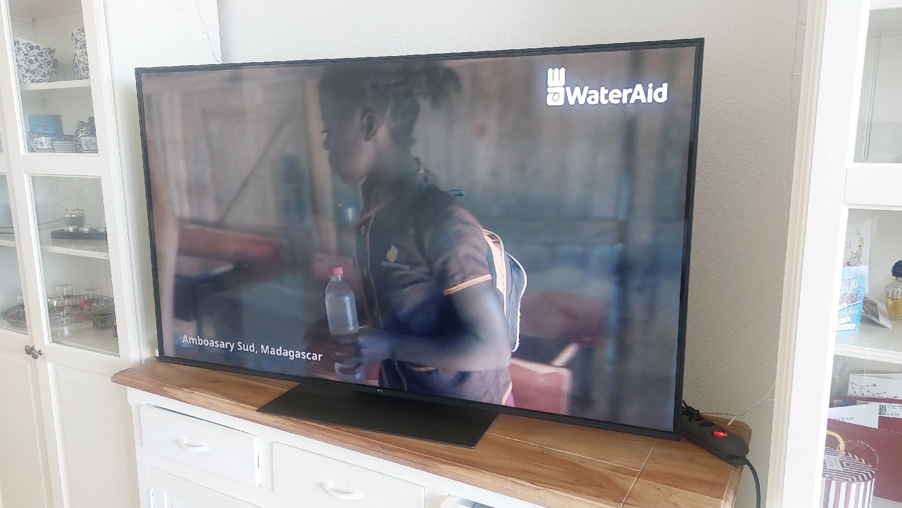 LG Appareils TV: Smart LG TV - Excellent Condition – Neuf (Voir description) à Cham par mmi_7gt5 2