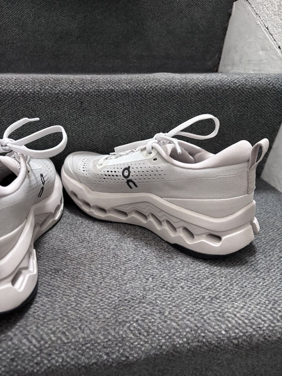 On Scarpe da donna: On running cloudsurfer trail   – Nuovo (secondo la descrizione) da Zürich venduto da Hanna-Hadorn 5