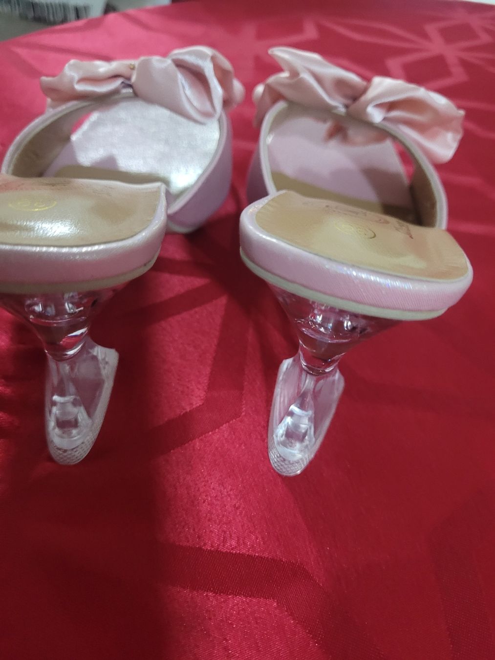 Scarpe da donna: Elegante Damen Abendschuhe Gr. 39 mit Absatz – Nuovo e nell'imballaggio originale da Bassersdorf venduto da arkais 2