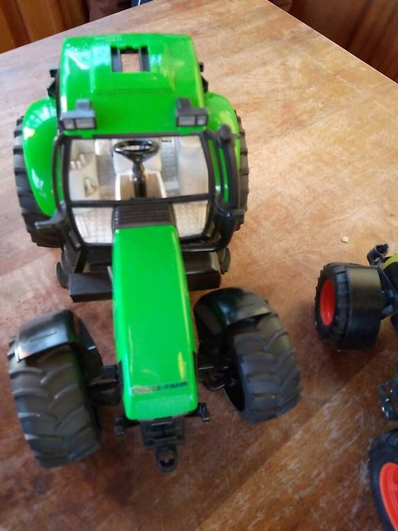 Spielzeuge: Bruder Traktor Deutz – Gebraucht aus Aristau von Manufisch0 1
