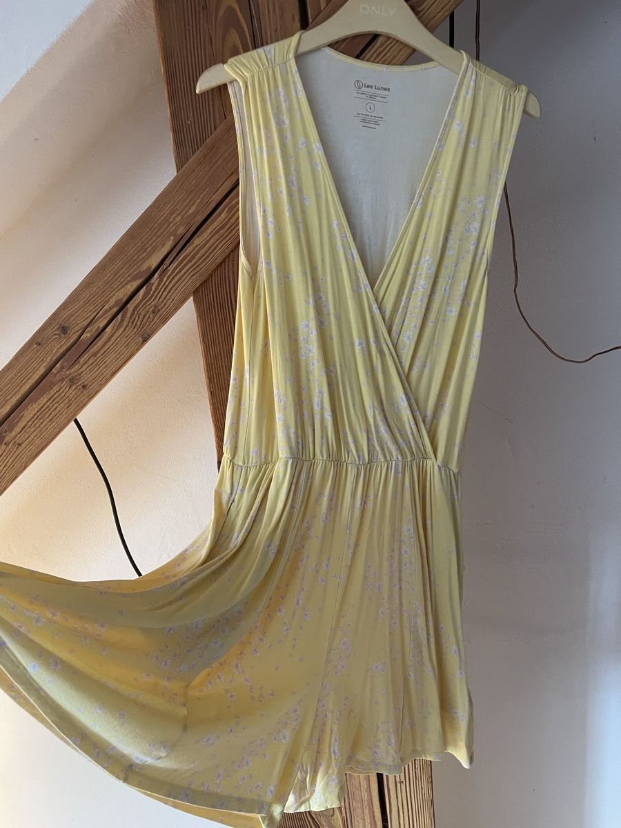 Tute: Kurzer Jumpsuit Les Lunes – Usato da Dinhard venduto da juliah13 1