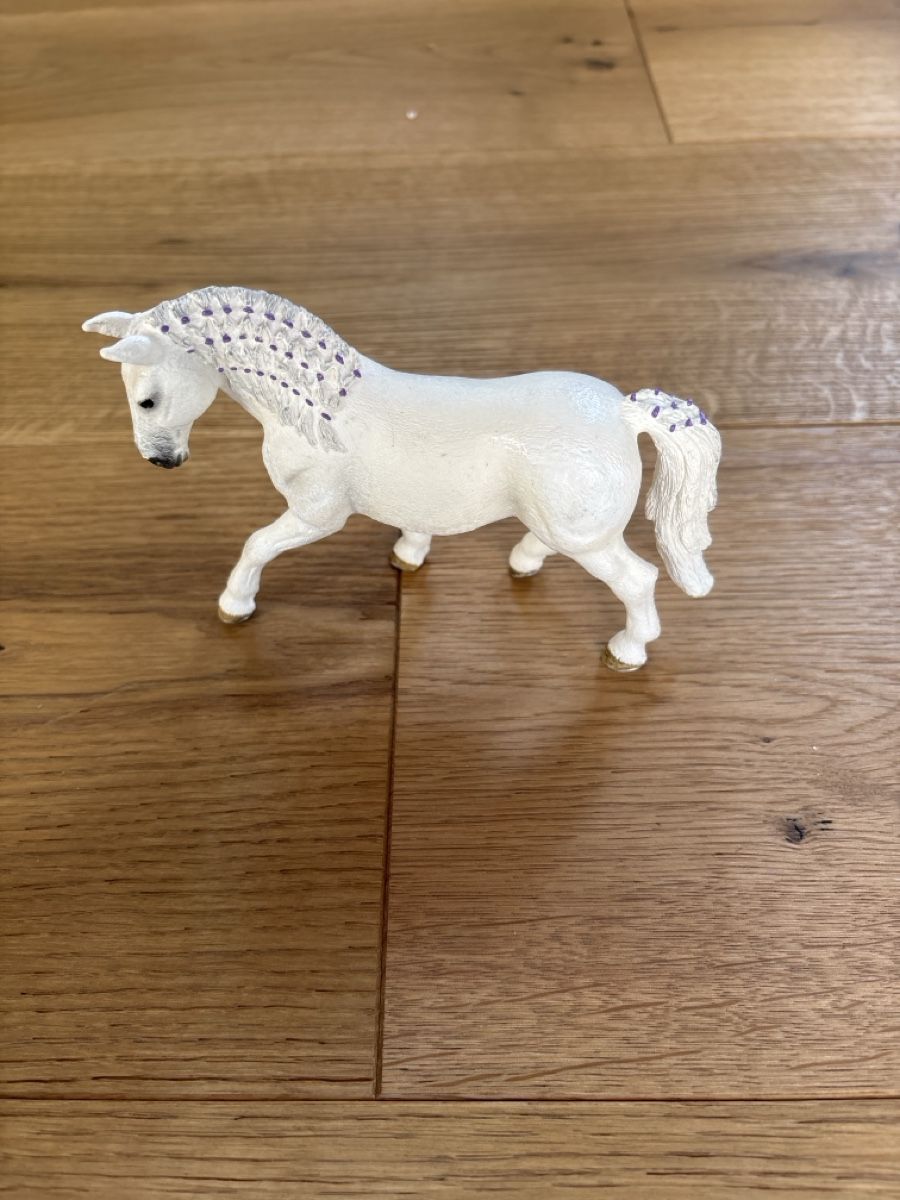 Schleich Giocattoli: Schleich Pferde (9) – Usato da Meiringen venduto da enilorac2000 2