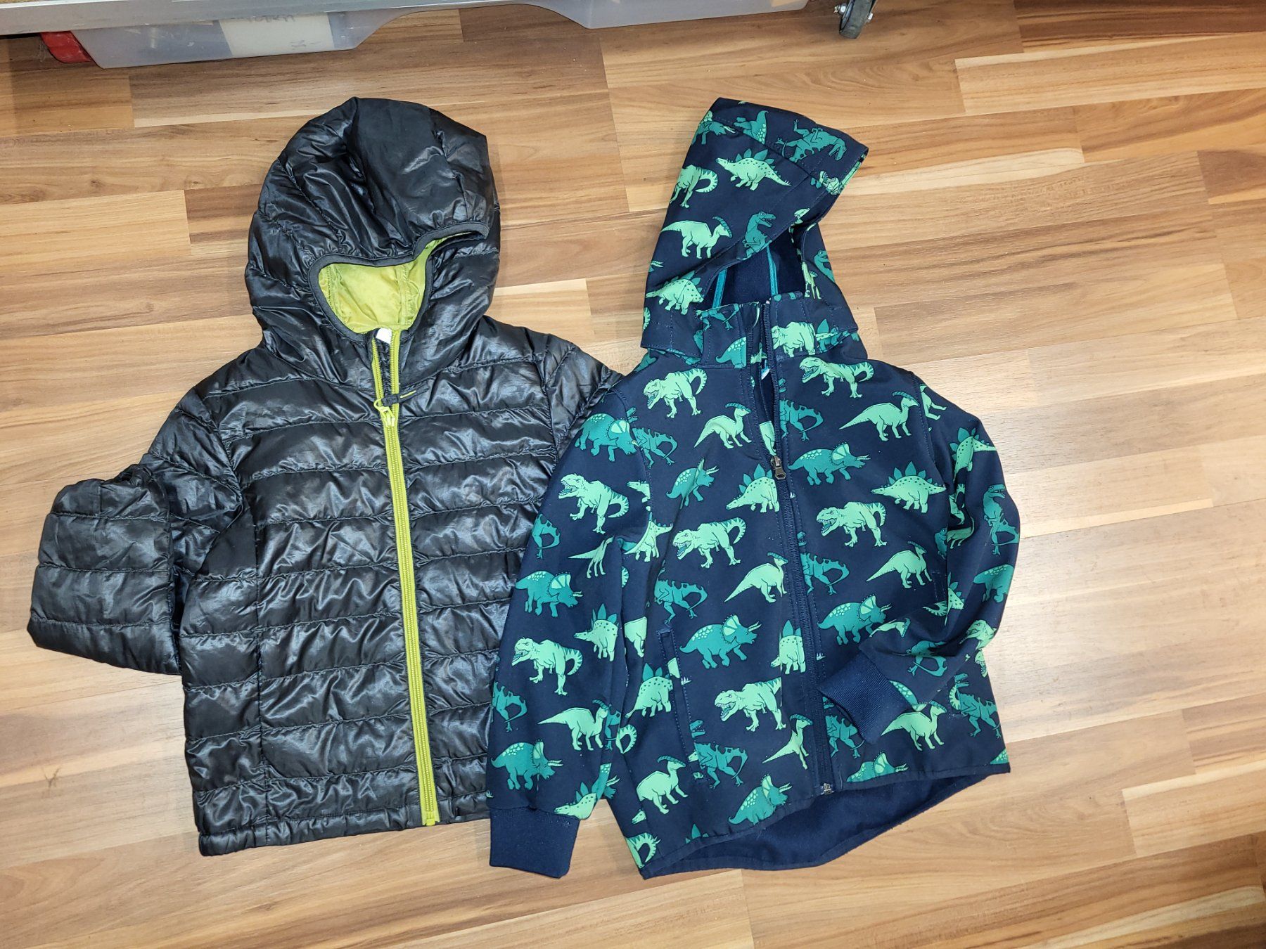 Giacche & Cappotti: Softshell und dünne Steppjacke gr 120 B7 – Usato da Schwarzenburg venduto da Flamingo07