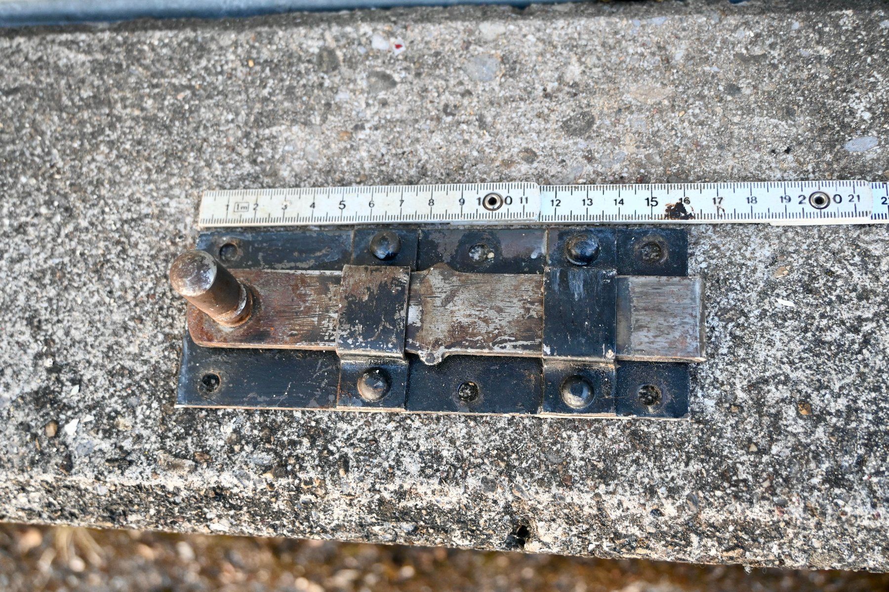 Schlösser: alter Stossriegel aus Eisen - Länge 16.2cm – Gebraucht aus Pfaffhausen von mono_rec 2