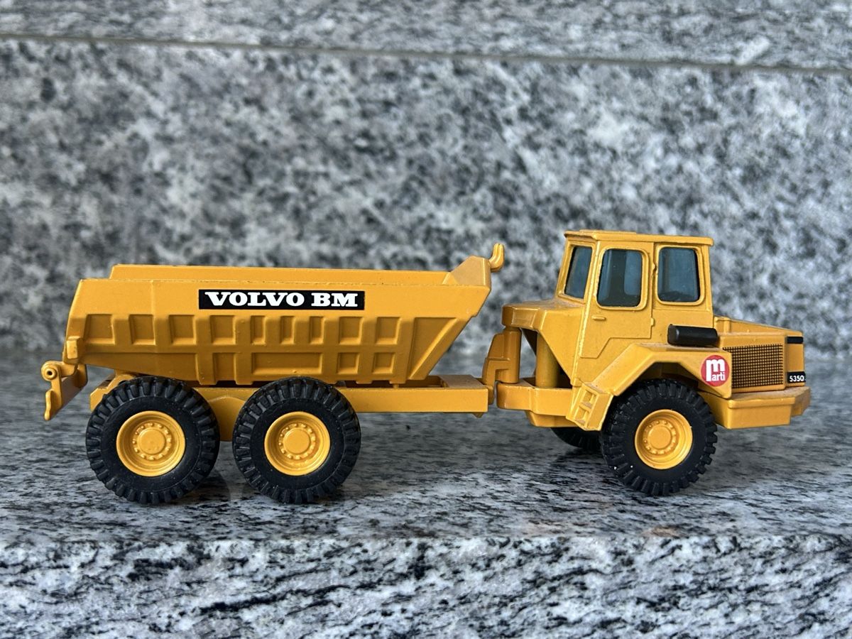 Kits de montage: Volvo BM , 1:50, Dumper – D'occasion à Horw par Tigercat635 2