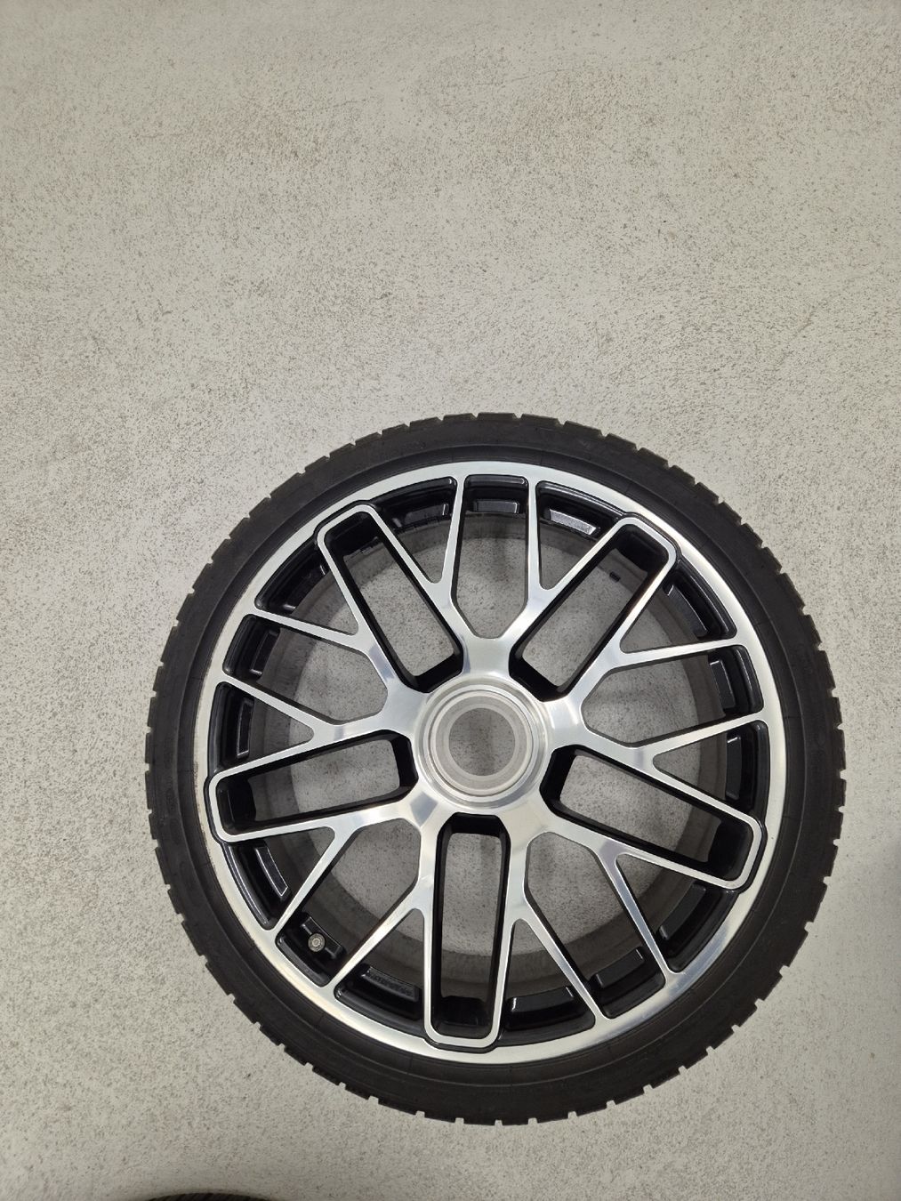 Porsche Pneumatici & Ruote complete: AB 1 CHF Porsche Kompletträder 20" – Usato da Zürich venduto da Luxemburgerli88 5