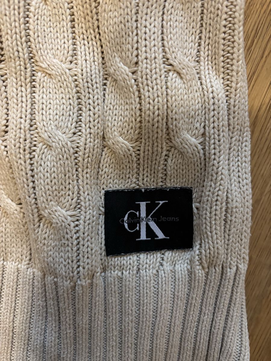 Calvin Klein Pulls & Sweat-shirts: Calvin Klein Pullover Damen – D'occasion à St. Gallen par sabrina_19 2