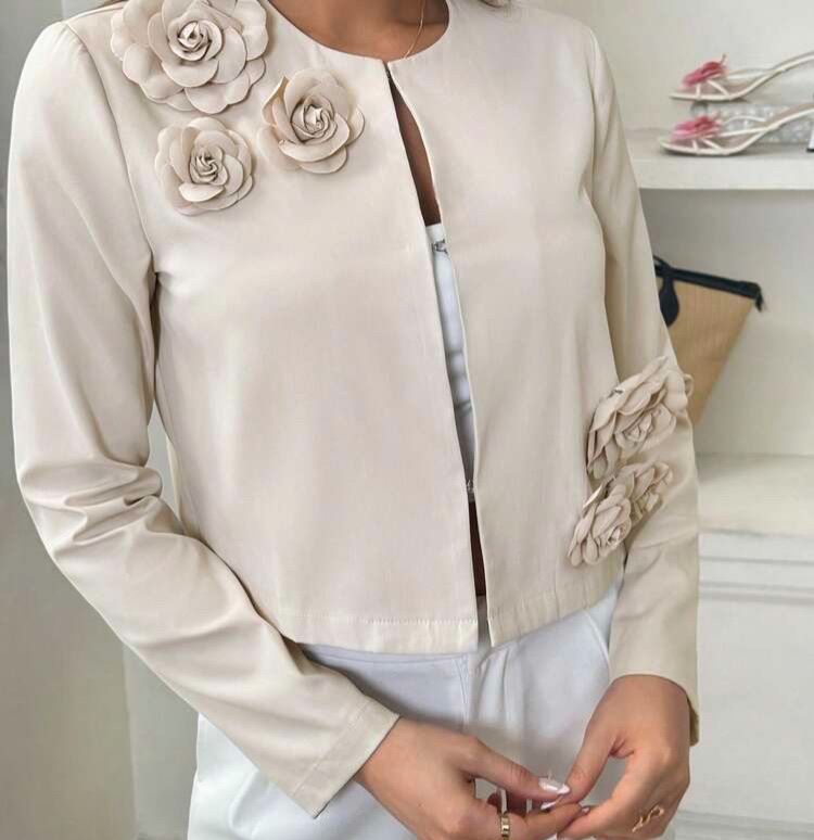 Boleros: Beige Bolero Jäckli mit Rosen, Gr. XS, NEU! – Neu (gemäss Beschreibung) aus Bühler von Princess2016 3