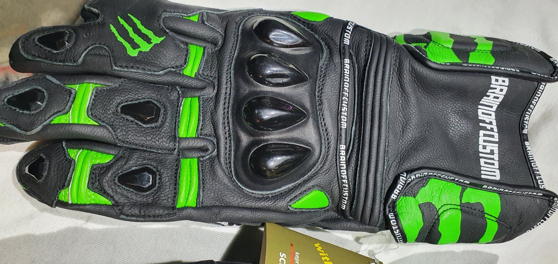 Gant Altri accessori da uomo: Gant moto – Usato da Enney venduto da yodlle 2