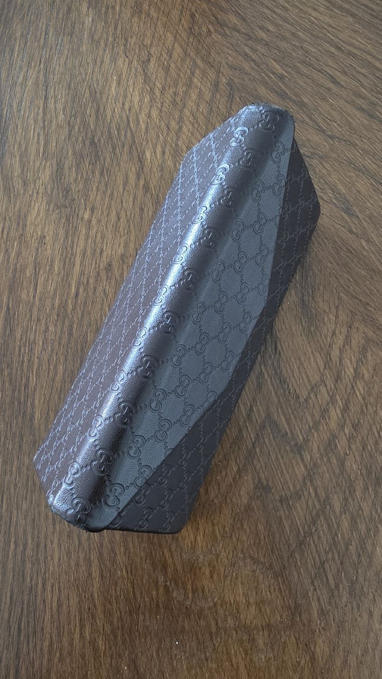 Gucci Altro in  Abbigliamento & Accessori: Braunes Gucci Brillenetui – Usato da Olten venduto da ManuelvA 1