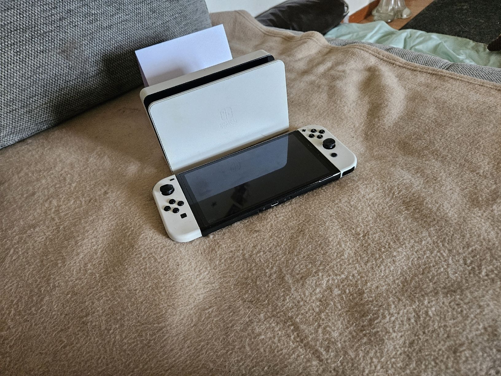 Nintendo Console: Nintendo Switch OLED Weiss | Top Zustand! – Nuovo (secondo la descrizione) da Meinisberg venduto da bob_57g8 2