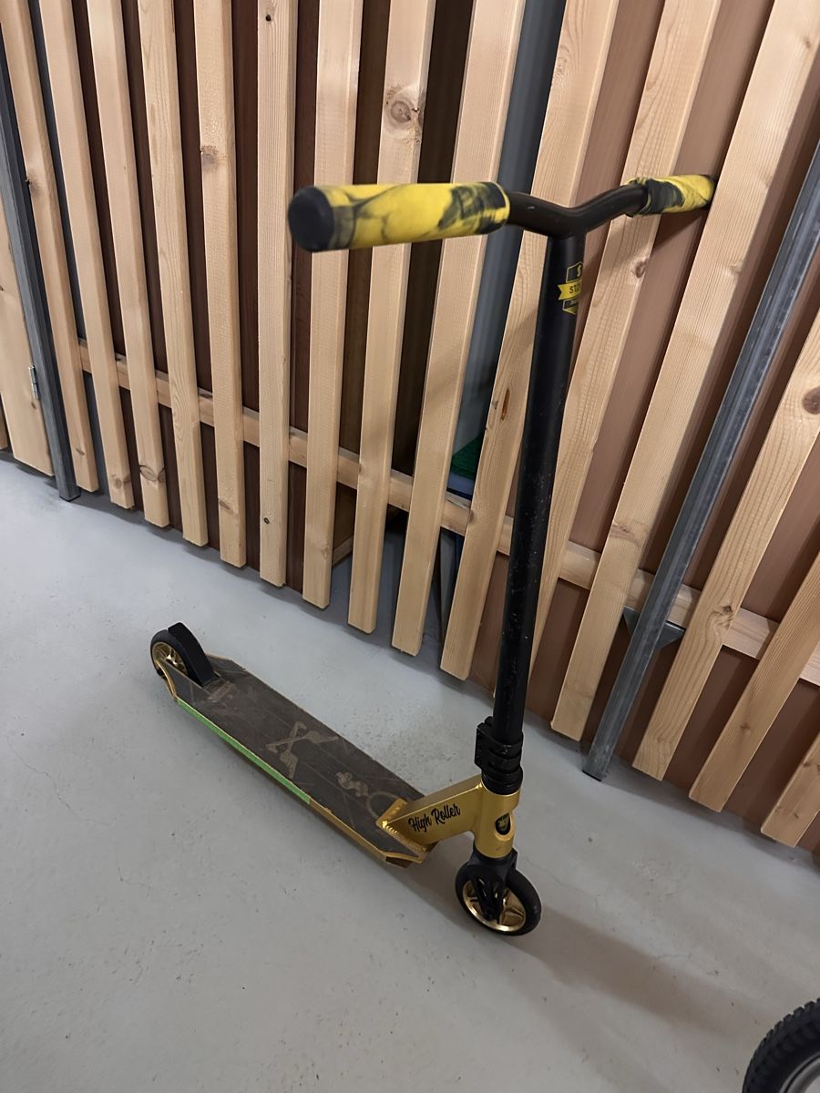 Kickboard: Story High Roller gebraucht – Usato da Luzern venduto da cam_f7qx
