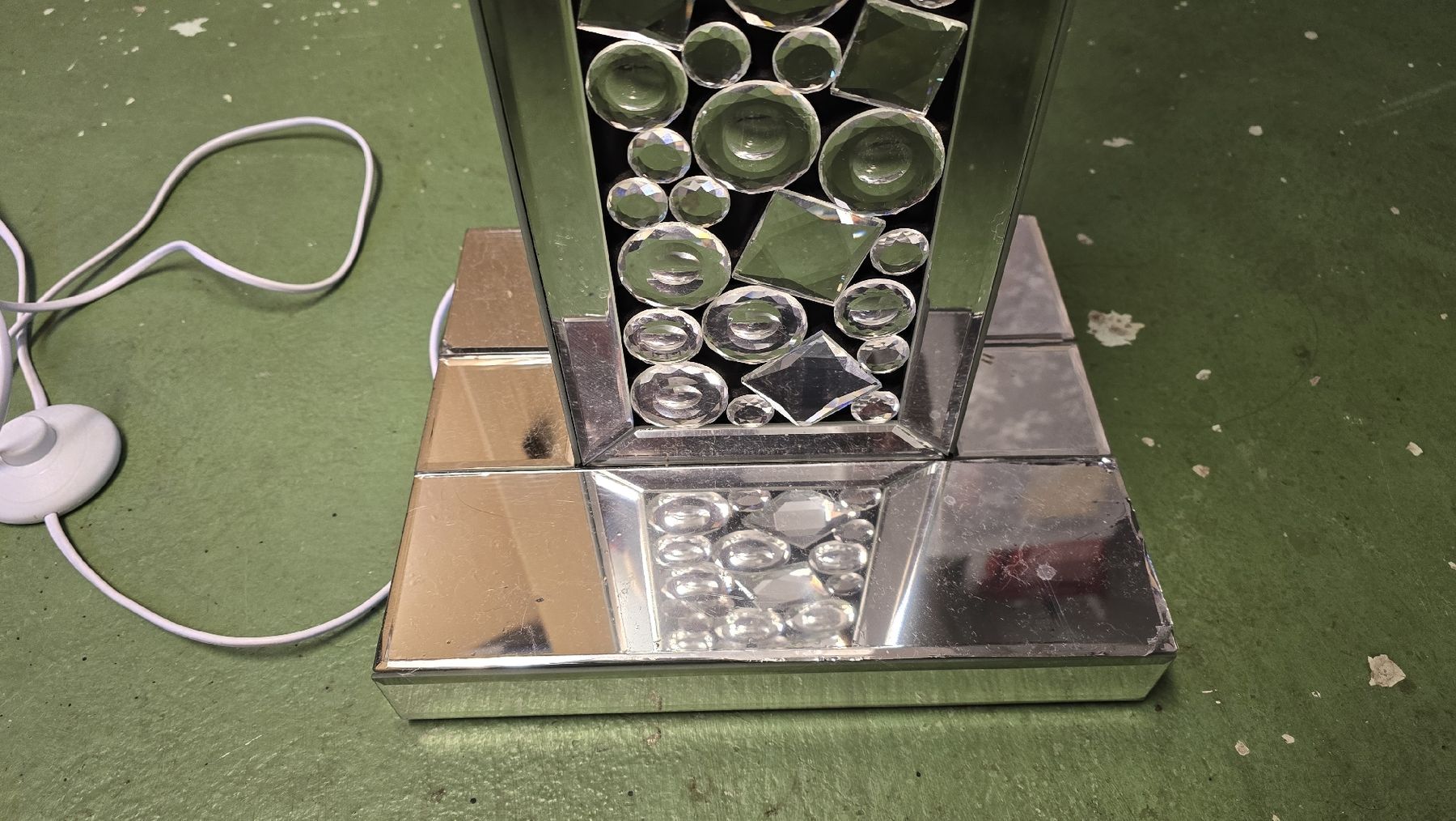 Lampade: Stehlampe  – Usato da Hägendorf venduto da Kailash6714m 4