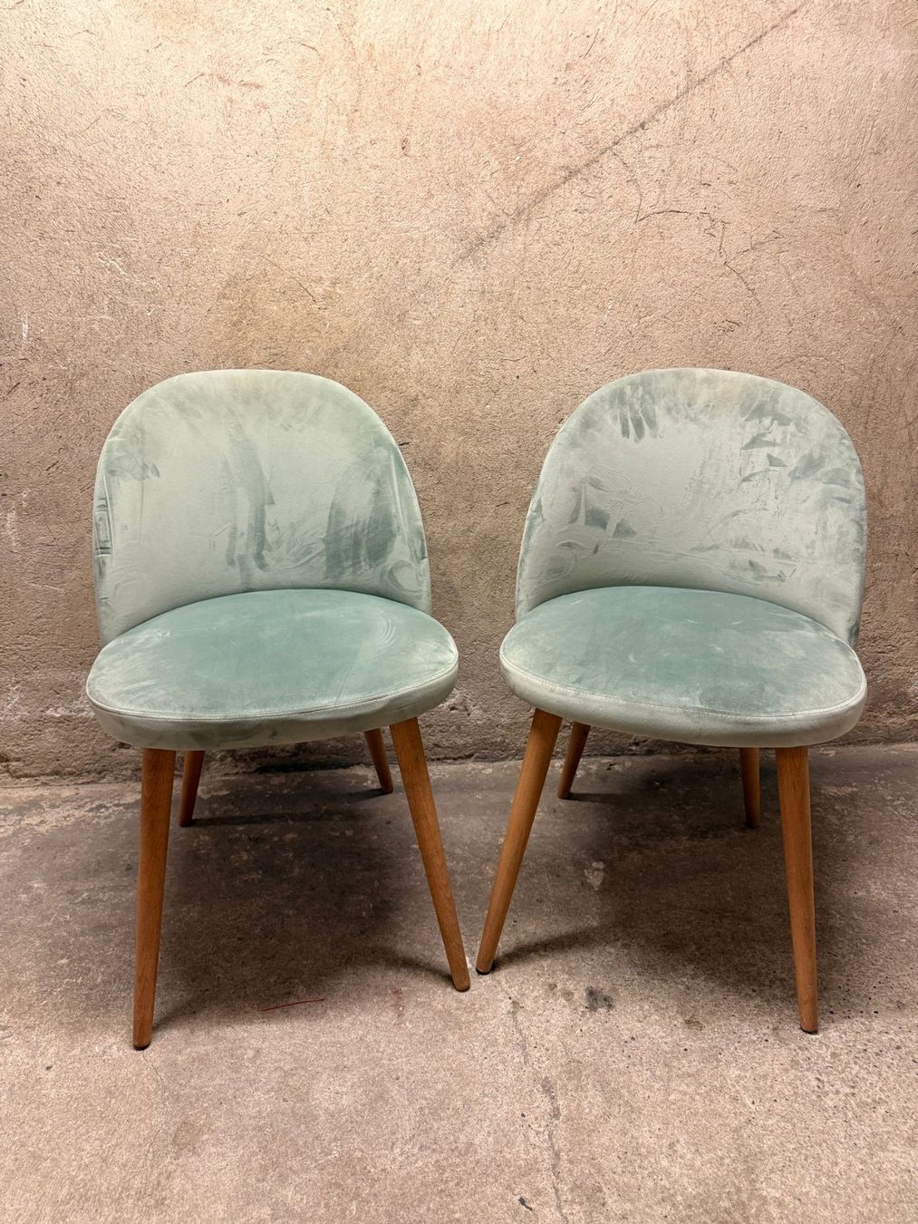 Sedie: 2 Samtstühle Retro-Schalenstuhl Mint - Set – Usato da Luzern venduto da retrolic