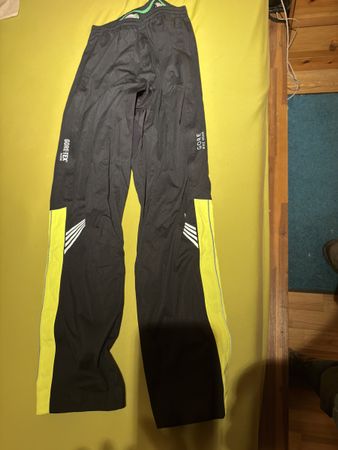 Hose GoreTex Bikerhose Regenschutz