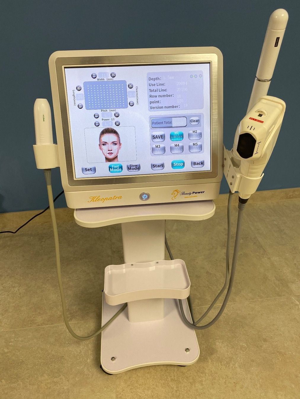 Derma Attrezzature mediche: 4D HIFU Faltenreduktion / Lifting Gerät – Nuovo (secondo la descrizione) da Boningen venduto da Beauty_Power_GmbH