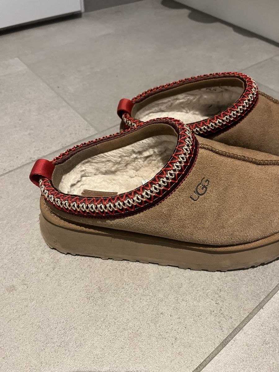 Ugg Chaussures hommes: UGG Tazz, Grösse 39 – D'occasion à Eschenbach SG par lena.0112 2