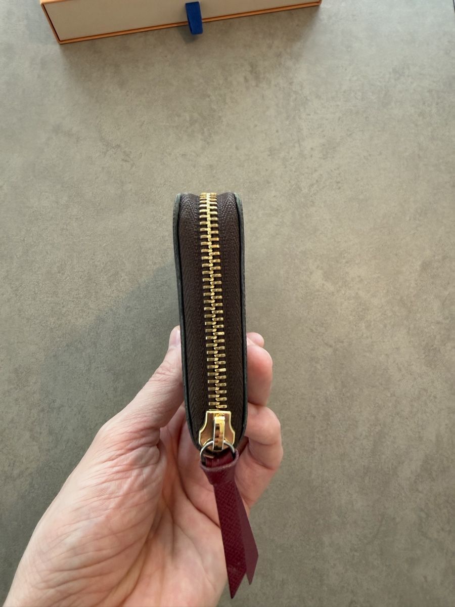 Louis Vuitton Portamonete: Louis Vuitton Clémence Wallet – Nuovo (secondo la descrizione) da Zug venduto da lj.bag 2