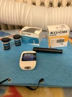 Lecteur de glycémie Accu-Chek Instant avec accessoires