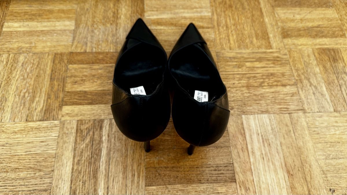 Jimmy Choo Scarpe da donna: Jimmy Choo Escarpin Matte & Vernis – Usato da Sissach venduto da eva_9529 1