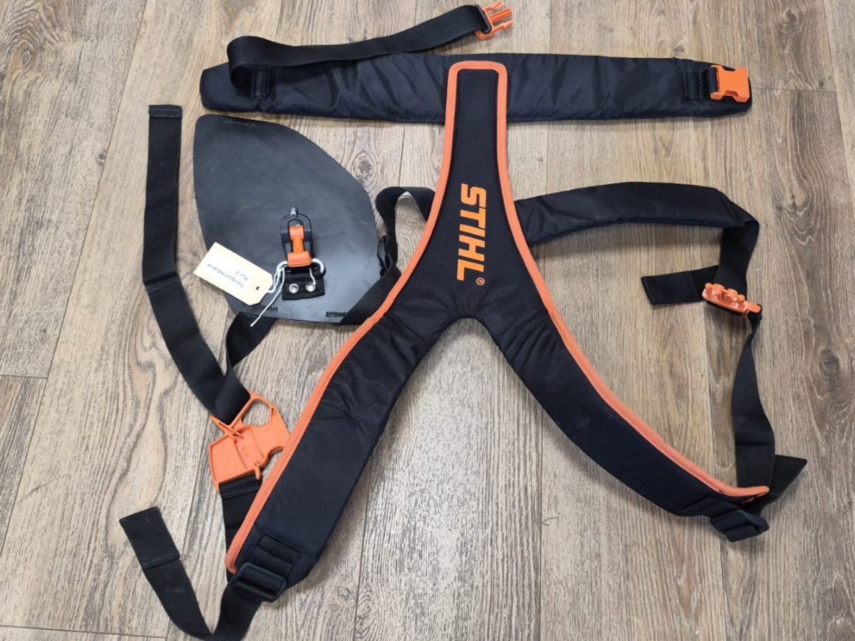 Attrezzatura da arrampicata: Stihl Forstgurt Advance Plus (Nr. 2) – Usato da Niederwil AG venduto da Maeder_AG 2