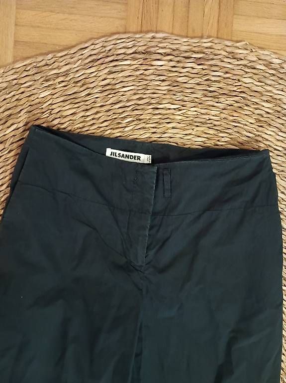 Jil Sander Pantalons: Schlichte dunkelblaue Hose von Jil Sander – D'occasion à Zürich par Melianea 2