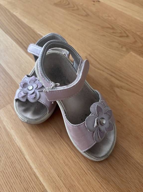 Scarpe per ragazze: Sandalen Leder Gr 27 – Usato da Zürich venduto da Brooke