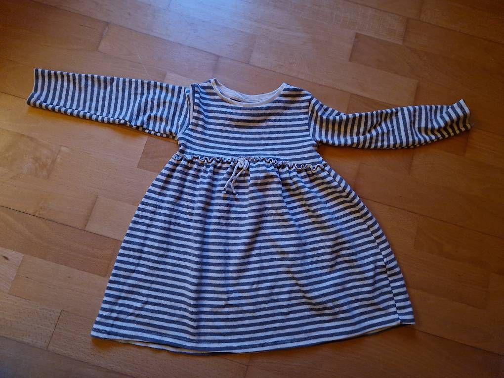Vestiti & Gonne: Kleid Zara 104 – Usato da Rutschwil venduto da tho_9lxq