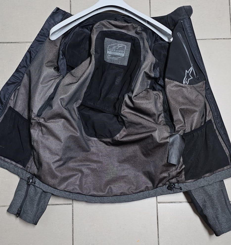 Alpinestars Giacche: Veste Alpinestars taille M, comme neuve. – Usato da Bulle venduto da Cargomez 3