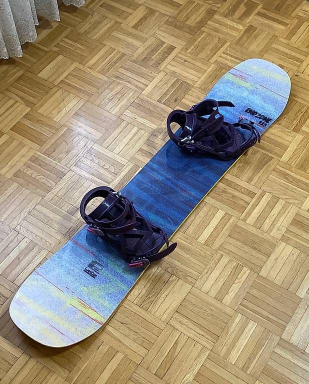 Board: Snowboard mit Bindungen – Usato da Basel venduto da yil_2yz6