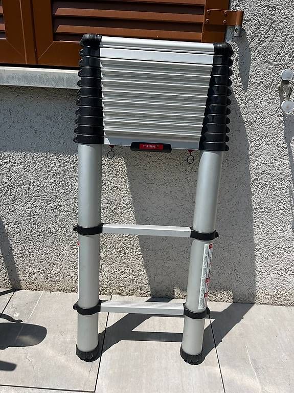 Scale: Telesteps Auszugleiter, Top Zustand. – Usato da Wohlen AG venduto da Hopsinchen