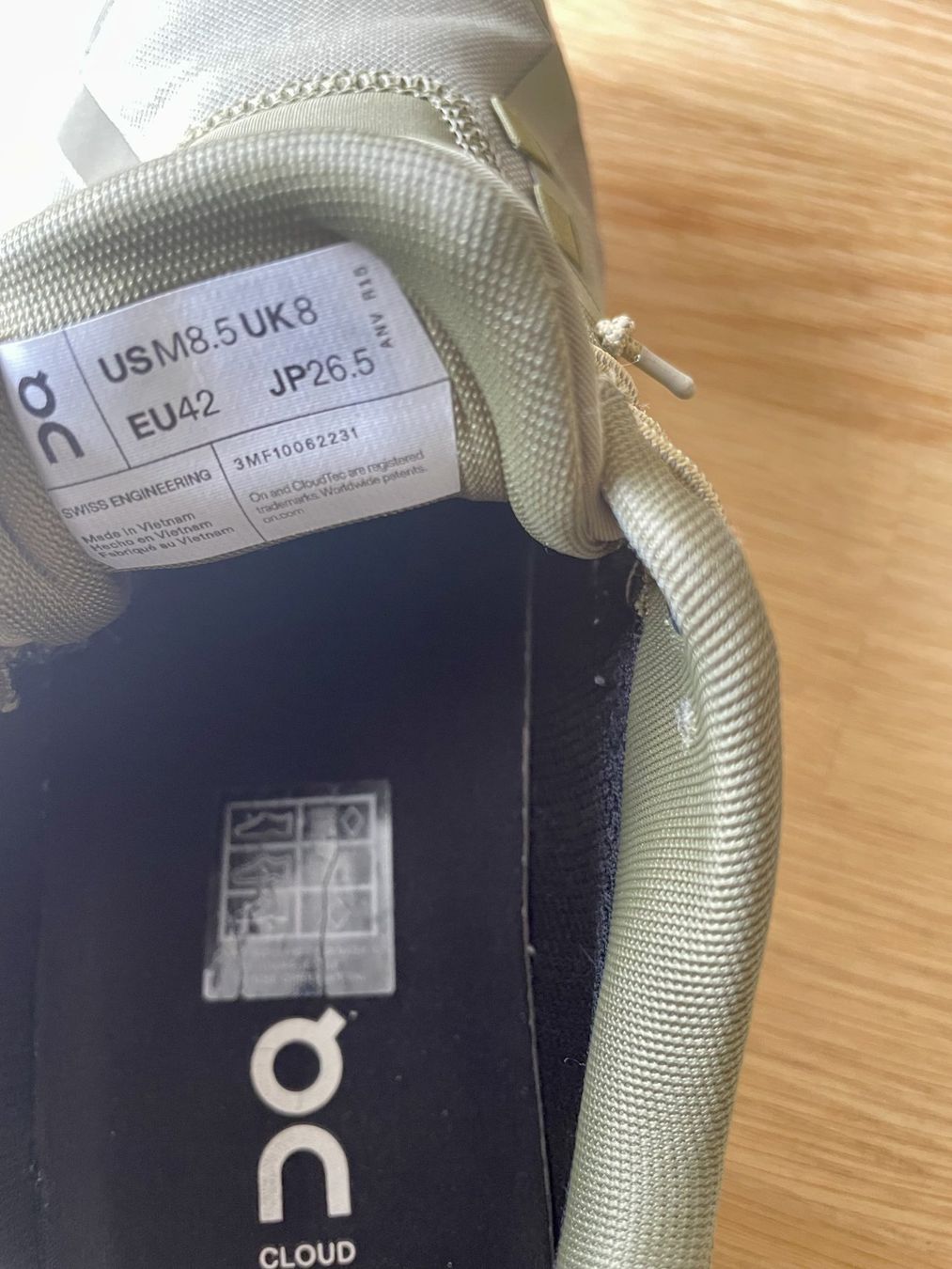 On Scarpe da uomo: On Schuh - M Cloud 6 Waterproof – Usato da Davos Platz venduto da CarmenRi 4