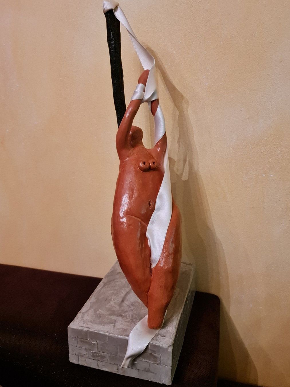 Sculptures & Statues: Skulptur "Mulier pendentem" Handmade – Neuf avec emballage d'origine à Winterthur par Versus0