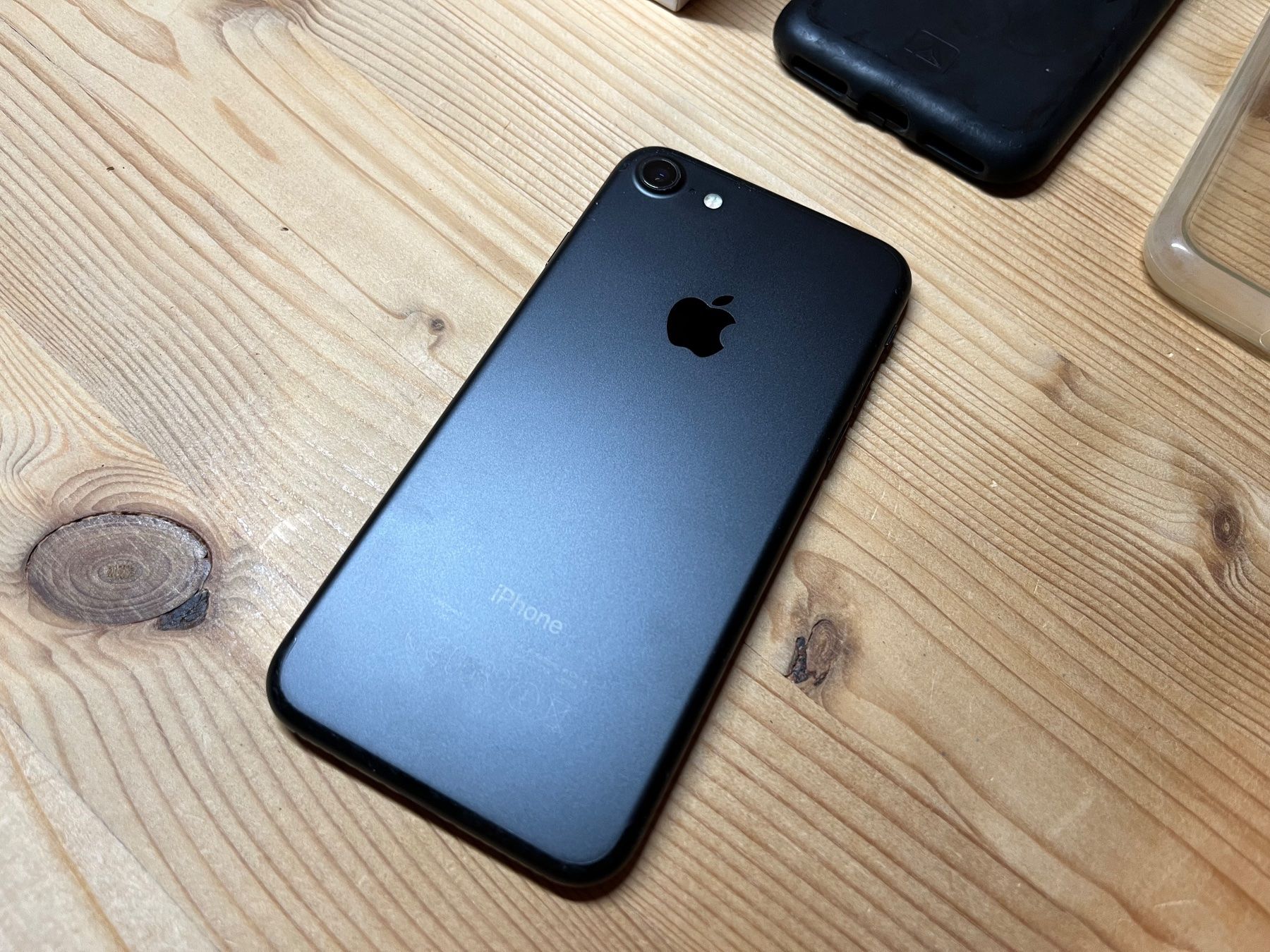 Apple Handys / Smartphones: iPhone 7 256gb + Quadlock & Poncho – Gebraucht aus Combremont-le-Petit von tim_57gl 2