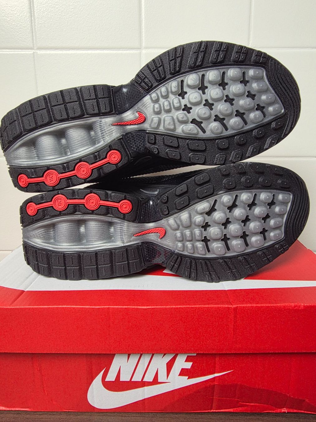 Nike Scarpe da uomo: Nike Air Max DN – Nuovo e nell'imballaggio originale da Fleurier venduto da dav_xx8y 5