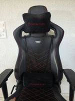 noblechairs EPIC Gaming Stuhl – Schwarz / Rot (inkl. Kissen)