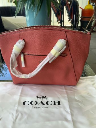 COACH Handtasche Leder Koralle neu mit Staubbeutel