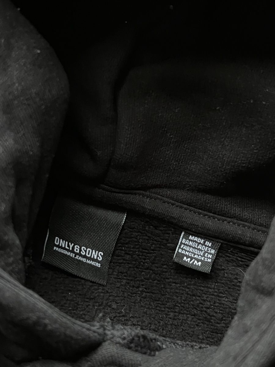Only Maglioni & Felpe: Hoodies von Only&Sons (M) – Usato da Sissach venduto da lukas.albz 2