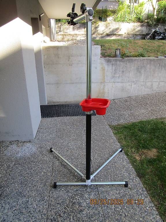 Cavalletti per biciclette: support de réparation de vélo – Nuovo e nell'imballaggio originale da Clarens venduto da krampou 2