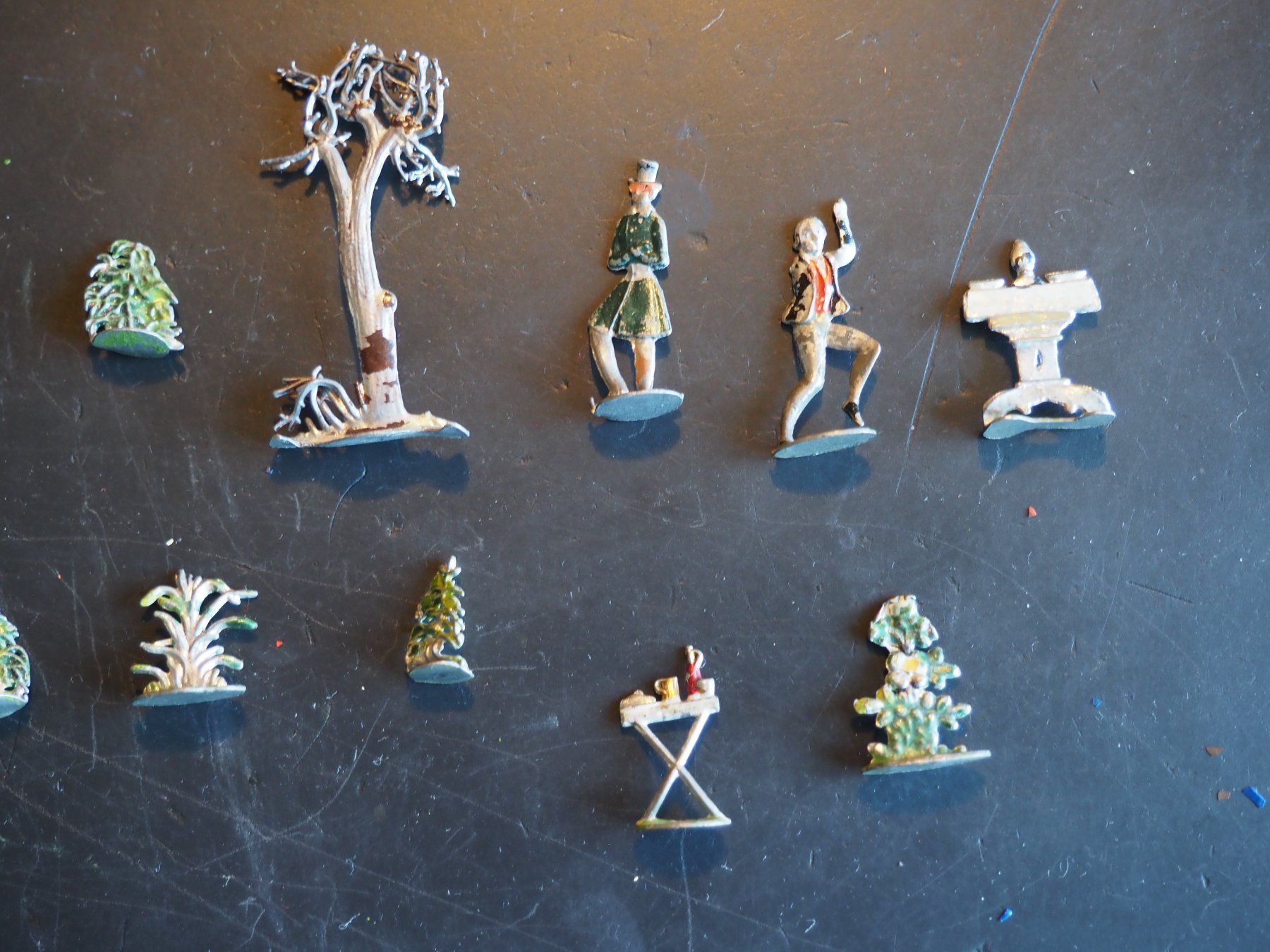 Statuette: Zinnfiguren: Diverses – Usato da Schänis venduto da Wewu 1