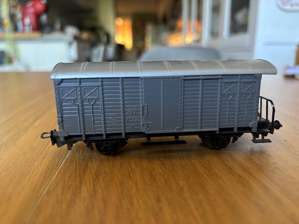 Hag Modelleisenbahnen: Wagon de la marque HAG – Gebraucht aus Orbe von car_8grw 3