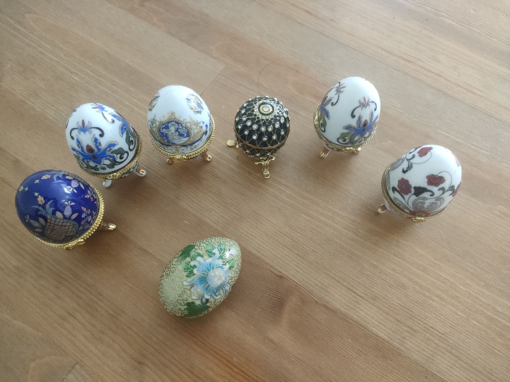 Tutte le decorazioni: Lot 7 Ei fabergé still – Difettoso da Weiningen TG venduto da NumisBila 4