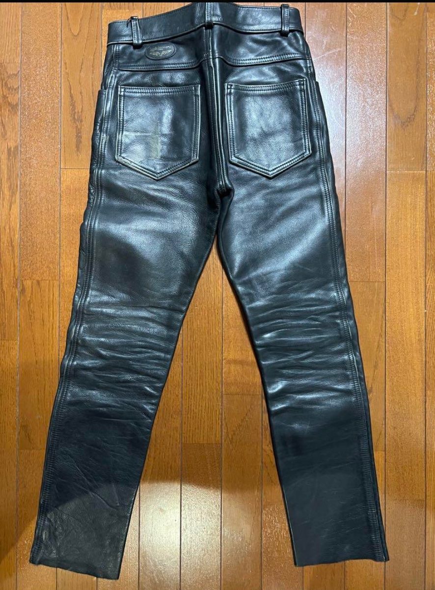 Pantaloni: LEWIS LEATHERS - Leather pants - 28 – Usato da Zürich venduto da serraphim 1