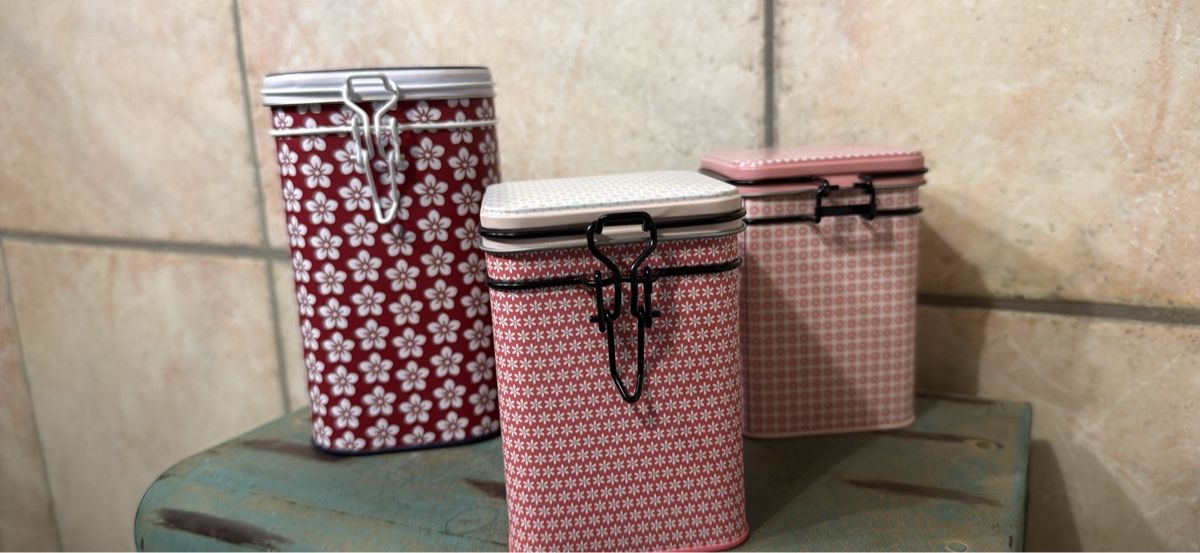 Autres décorations & accessoires: Drei herzige Blechdosen  – D'occasion à Schaffhausen par Ibag