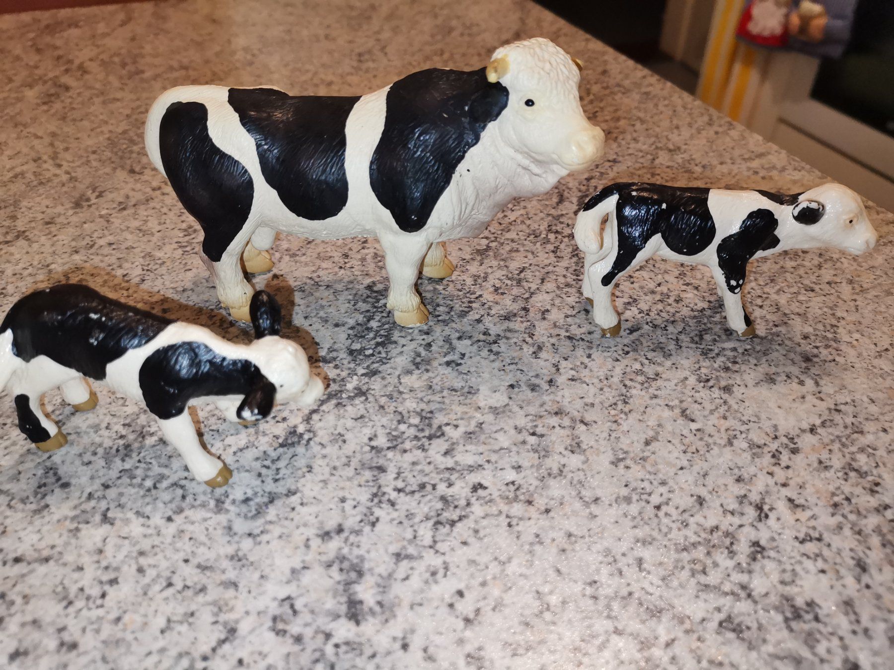 Bullyland Statuette: 3 BULLYLAND TIERE STIER SCHWARZ/WEISS – Usato da basel venduto da lupettone 1