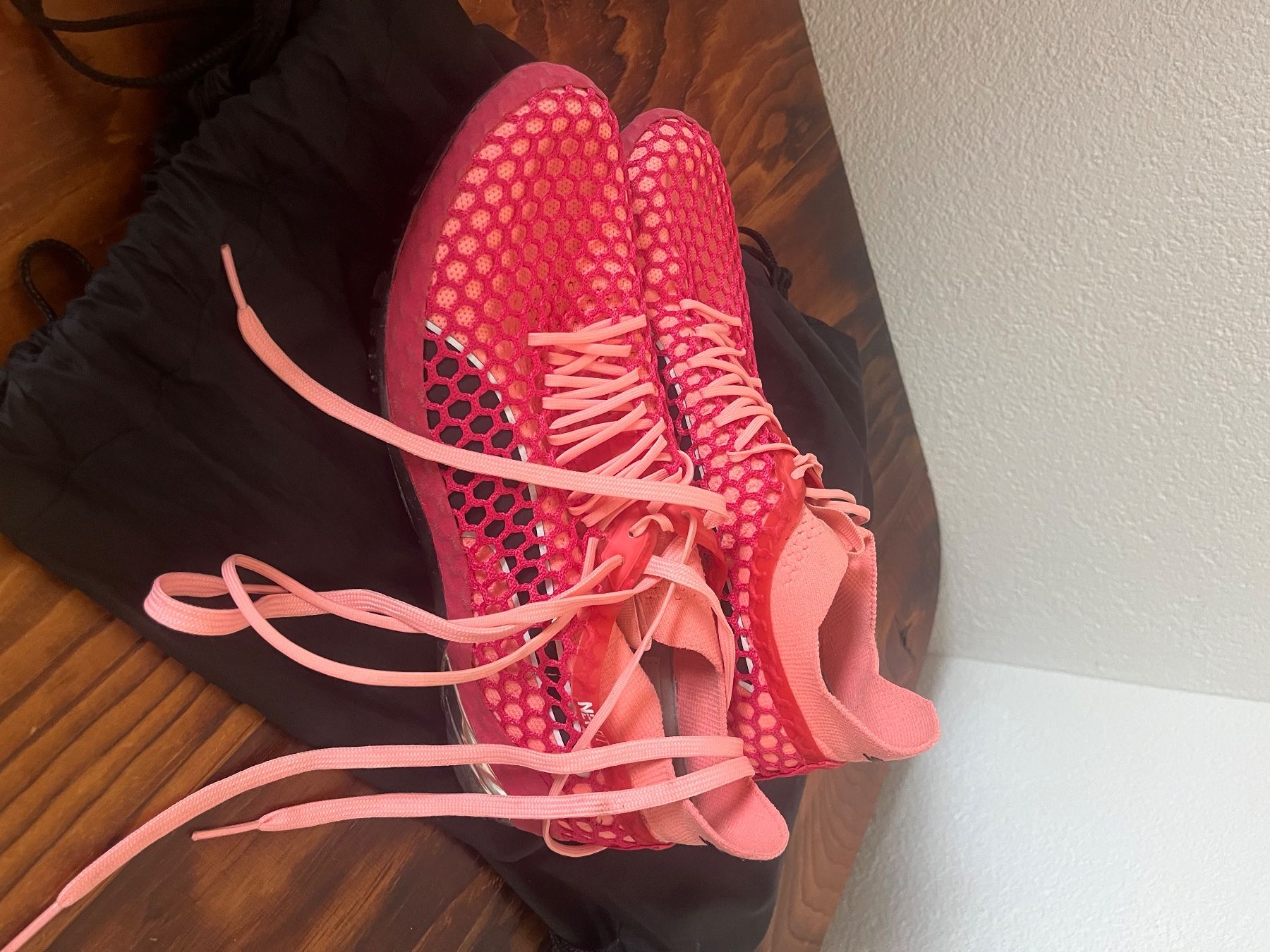 Puma Scarpe da donna: Nagelschuhe Leichtathletik Damen – Usato da Haslen GL venduto da ron_7fyd